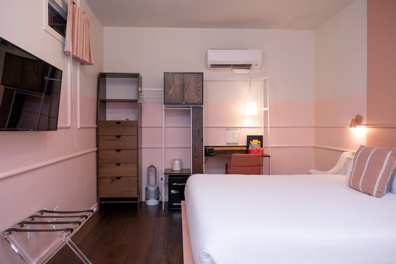 Hotel The Russell Nashville