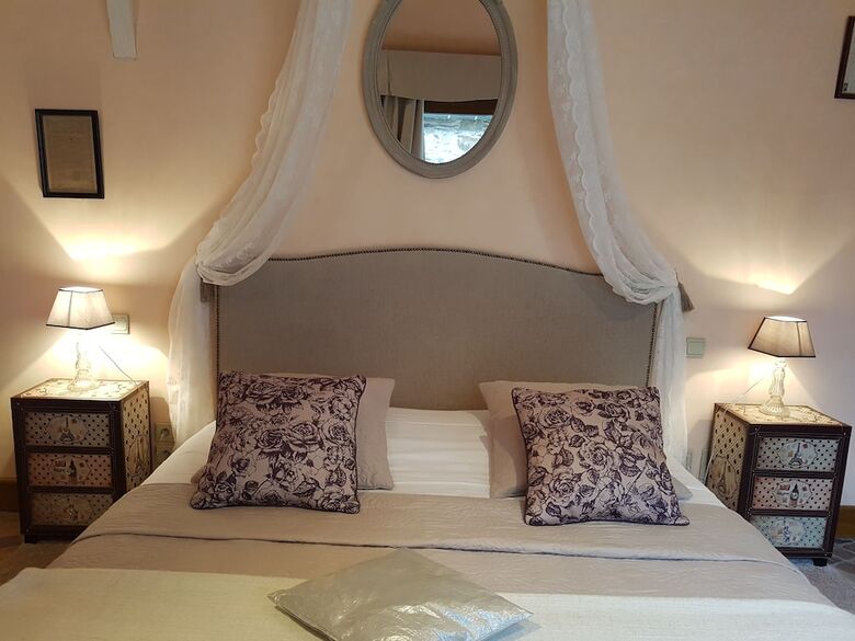 Bed & Breakfast Le Caf� Du Village