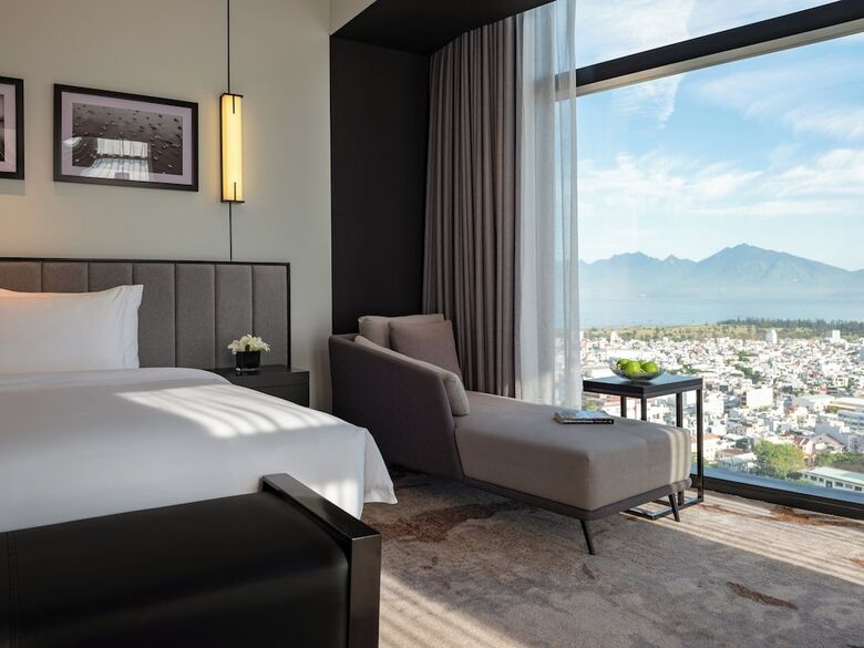 Hotel Crowne Plaza Danang City Centre By Ihg