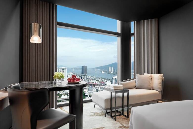 Hotel Crowne Plaza Danang City Centre By Ihg