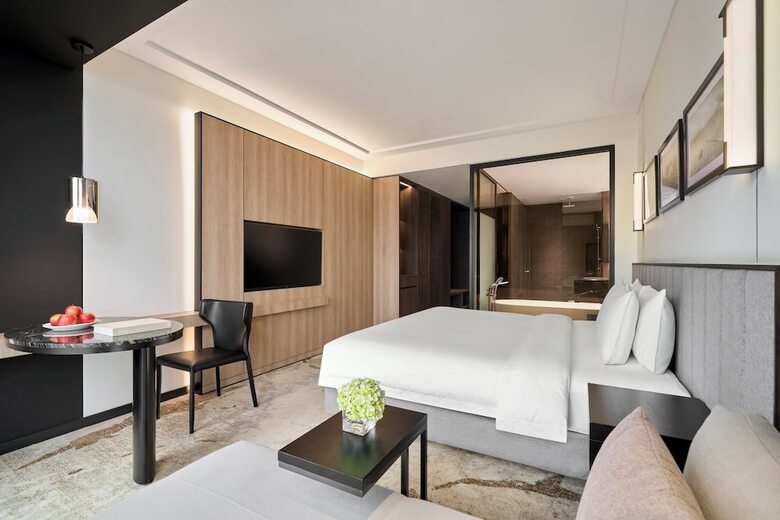 Hotel Crowne Plaza Danang City Centre By Ihg