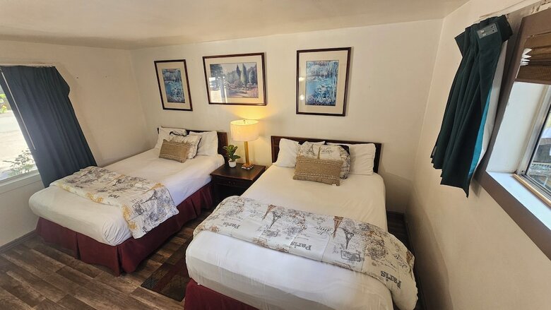 Cedar Lodge Motel