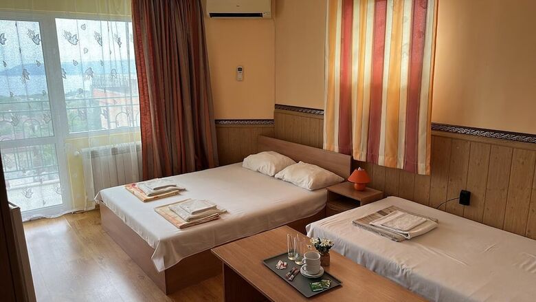 Hayat Hotel Ltd