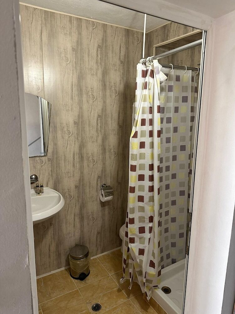 Hayat Hotel Ltd