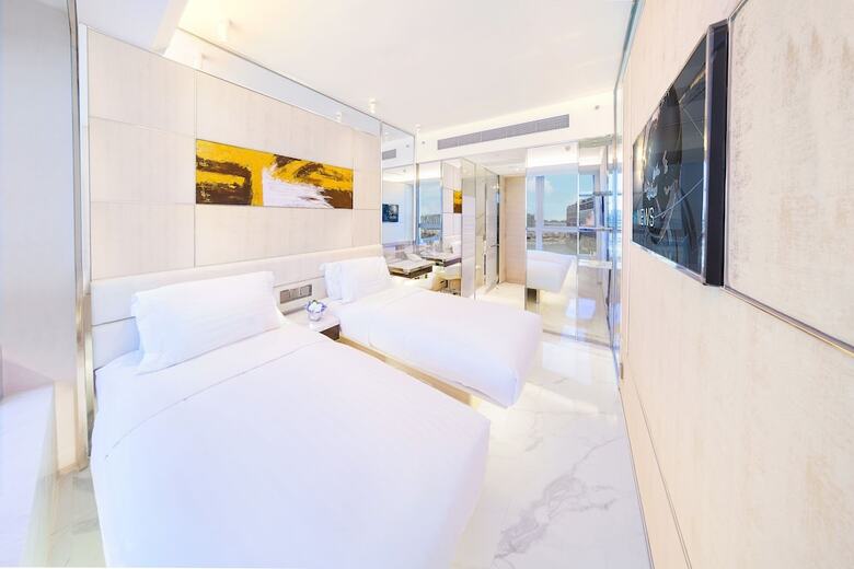 Regala Skycity Hotel By Regal Hotels