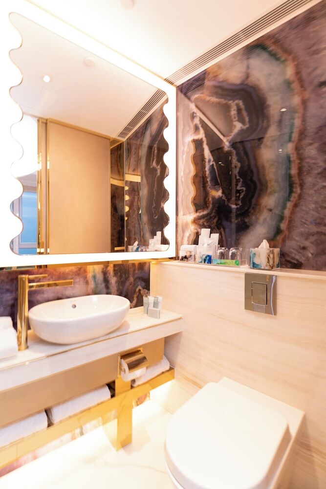 Regala Skycity Hotel By Regal Hotels