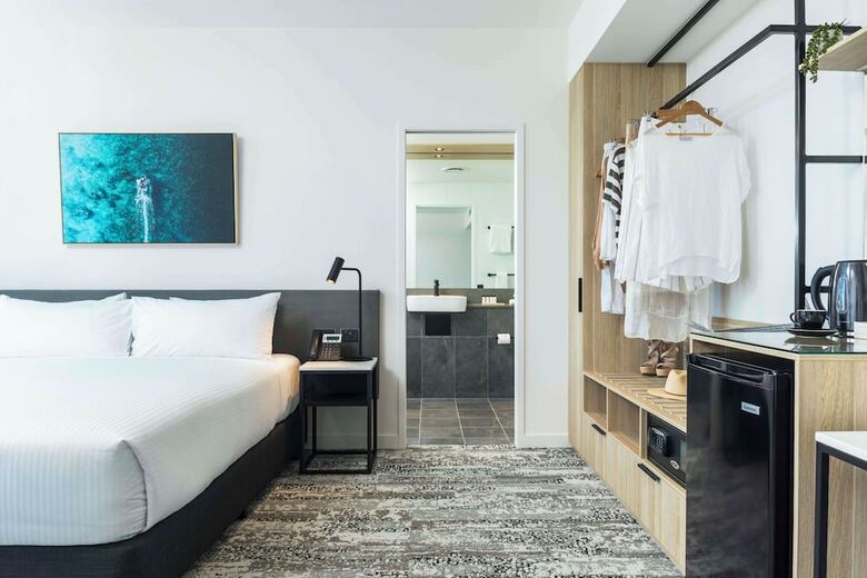 Oaks Cairns Hotel