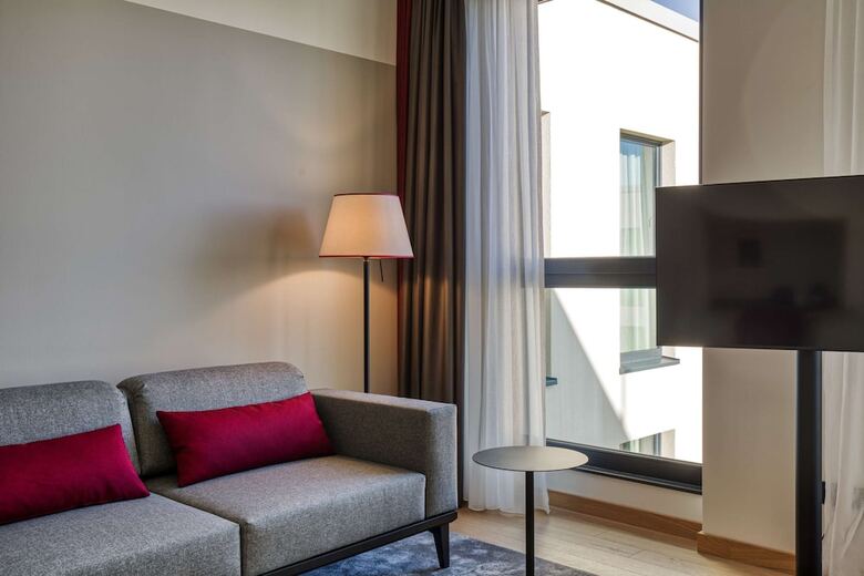 Intercityhotel Berlin Airport Ber Terminal 1+2