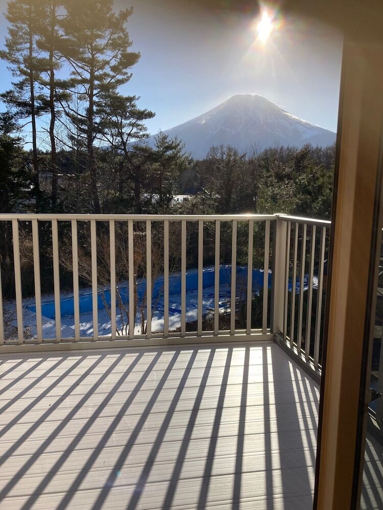 Inn Fujitomita