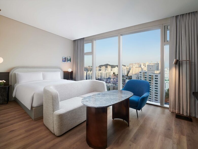 Hotel Naru Seoul - Mgallery Collection