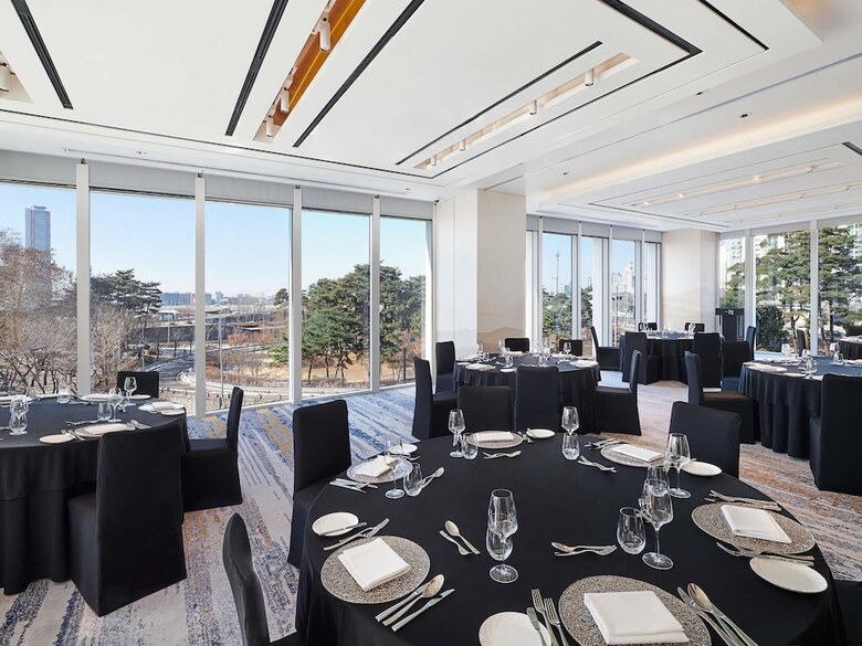 Hotel Naru Seoul - Mgallery Collection