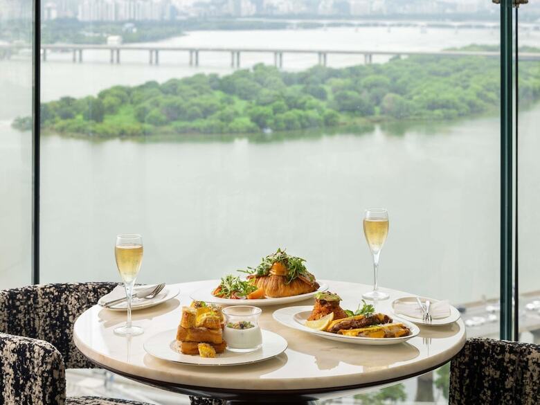 Hotel Naru Seoul - Mgallery Collection