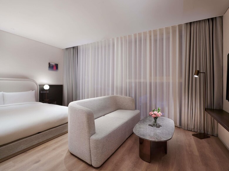 Hotel Naru Seoul - Mgallery Collection