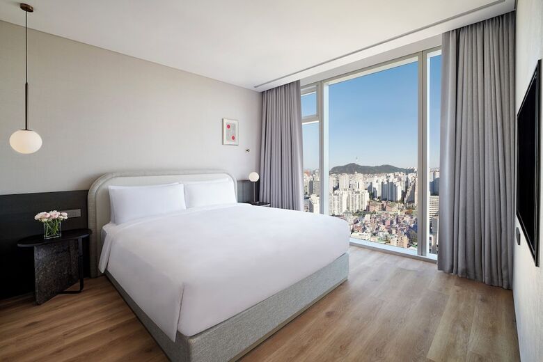 Hotel Naru Seoul - Mgallery Collection