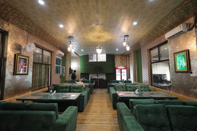 Hotel Tulsi Garden - Near Prem Mandir Vrindavan