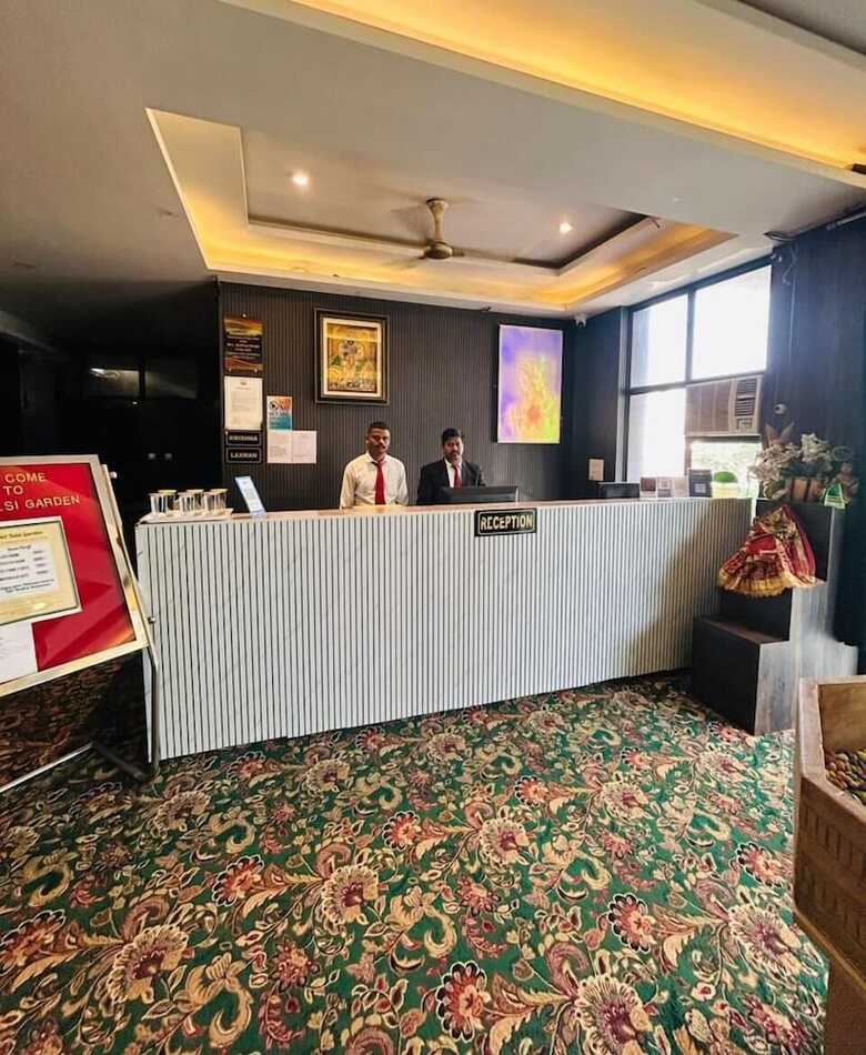 Hotel Tulsi Garden - Near Prem Mandir Vrindavan
