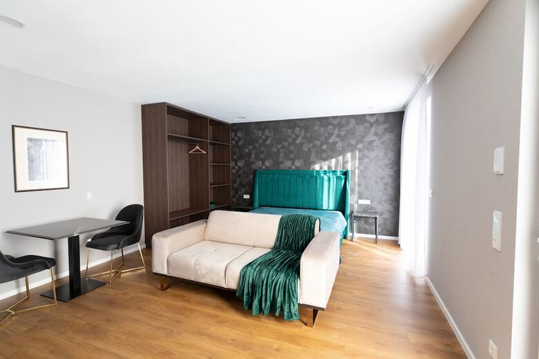 Hotel B-chill