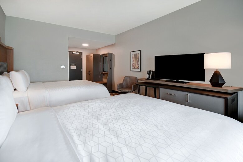 Hotel Holiday Inn Erie By Ihg