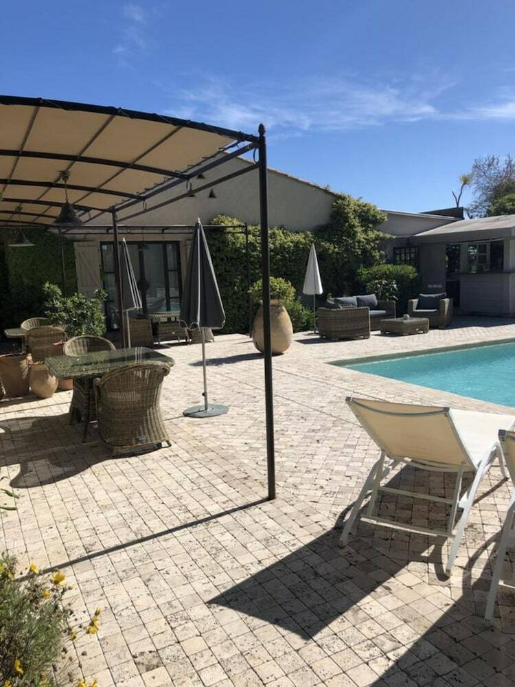 Auberge De L'oum�de