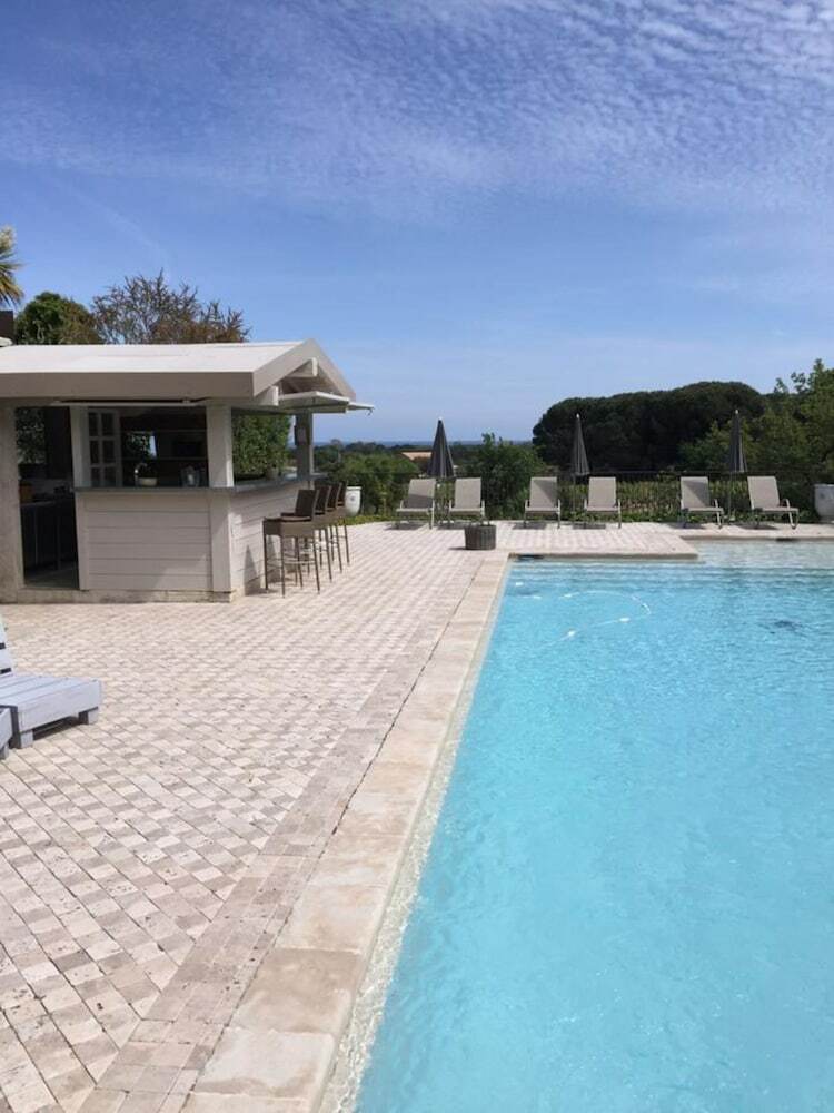 Auberge De L'oum�de