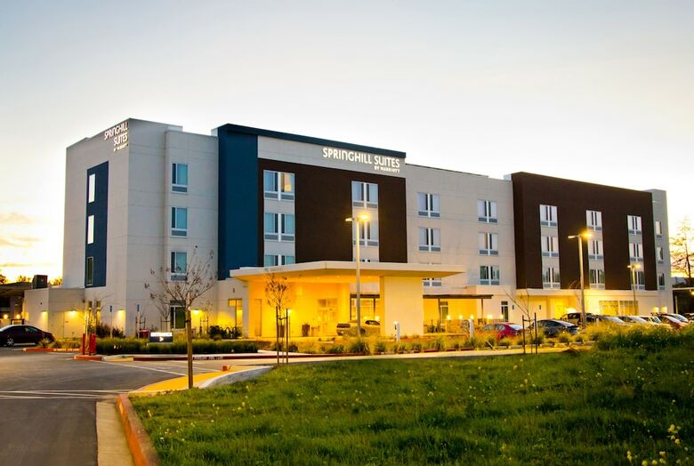 Hotel Springhill Suites By Marriott West Sacramento