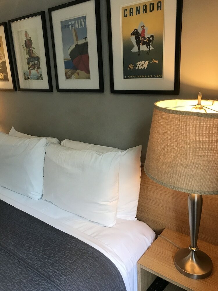 Touchstone Hotel - City Center