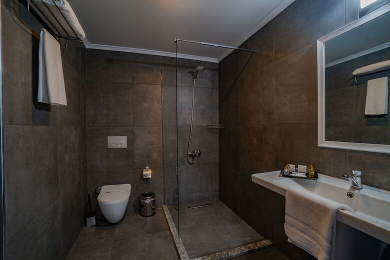 Hotel Senza Garden Holiday Club