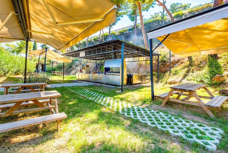 Hotel Senza Garden Holiday Club