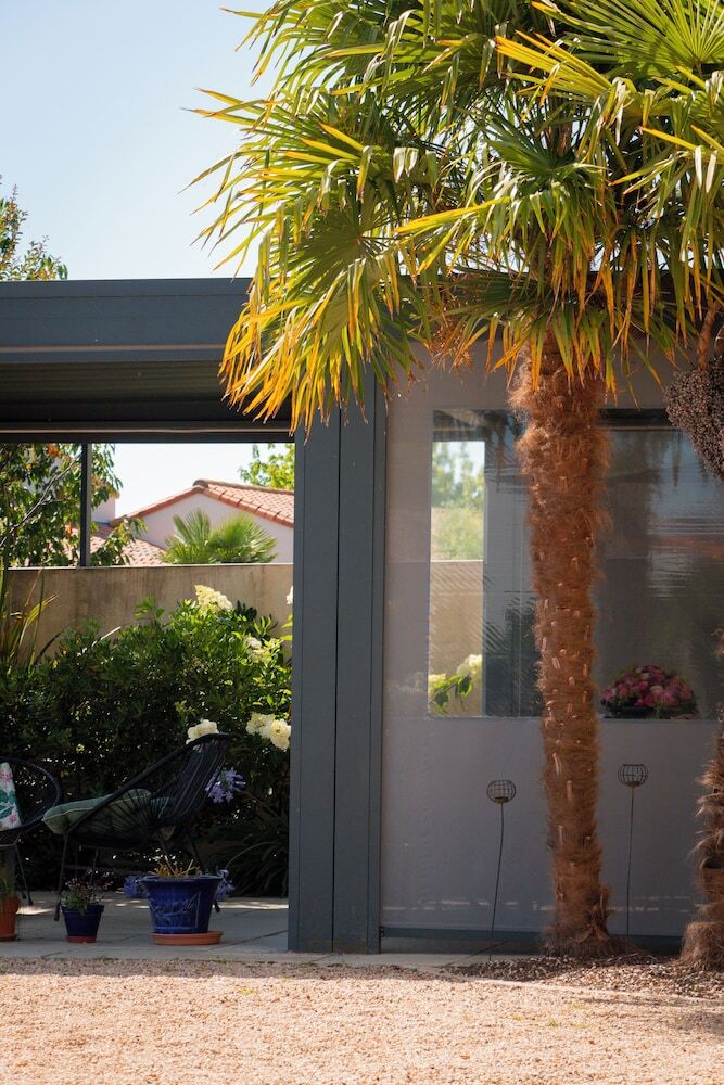 Aparthotel Studios Marie Barrault