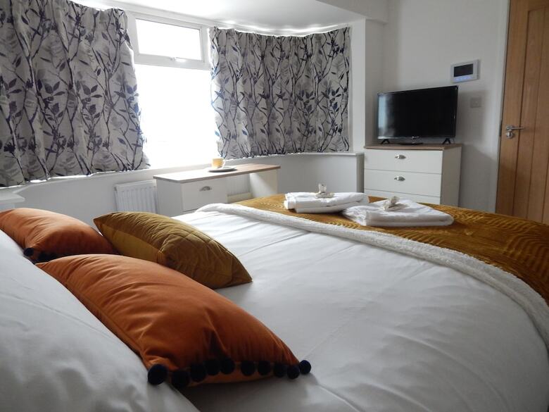 Brookfield En-suite Rooms