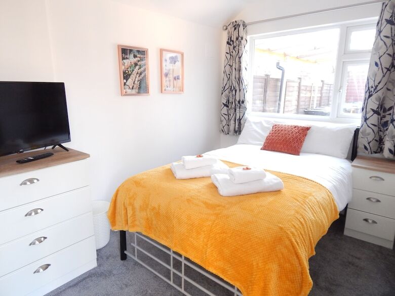Brookfield En-suite Rooms