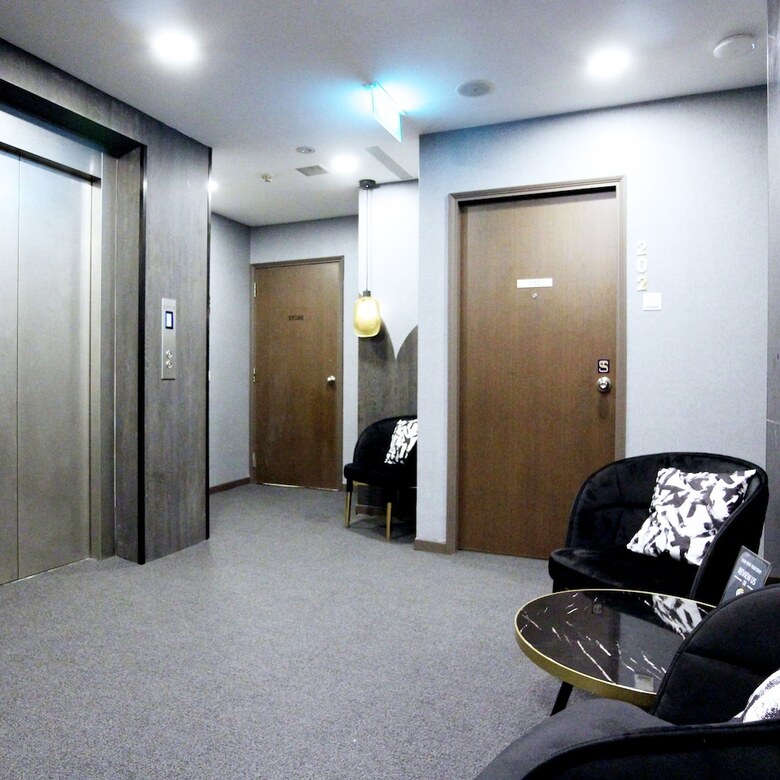 Hotel St Signature Bugis Beach, Short Overnight, 8 Hours: 11pm-7am
