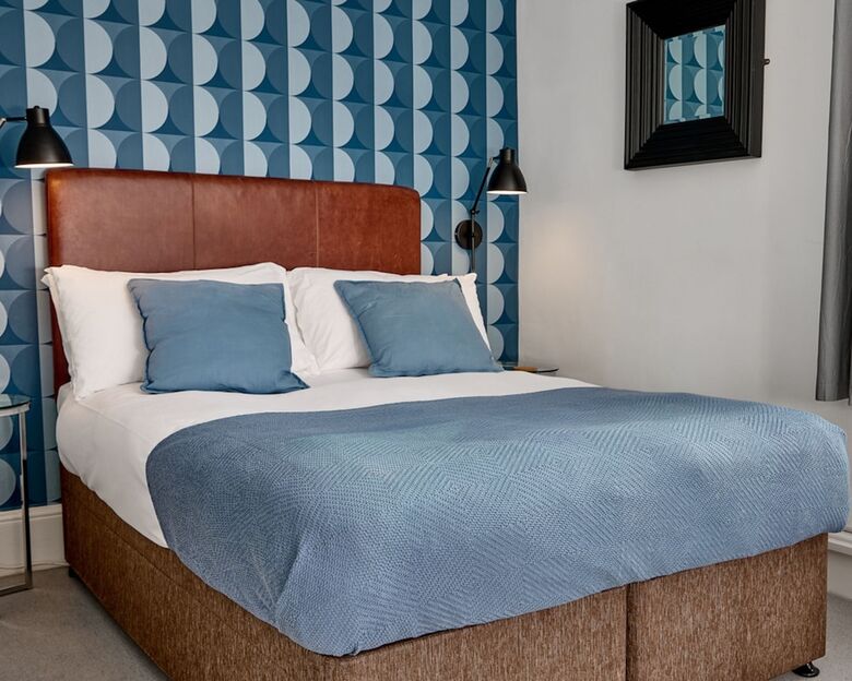 Townhouse Exeter
