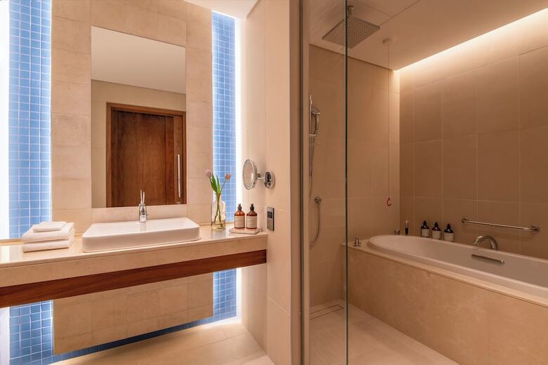 Abesq Doha Hotel And Residences - An Ihg Hotel