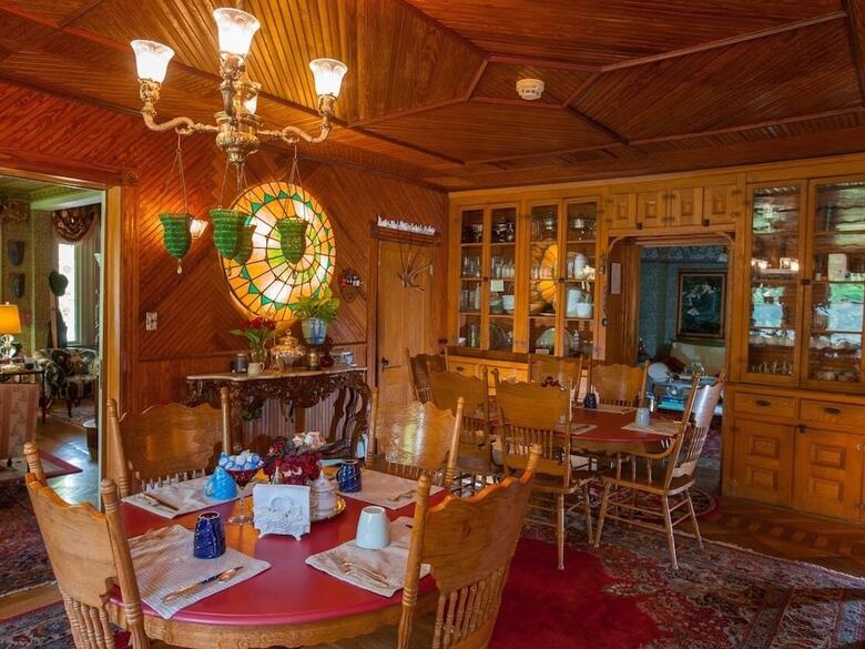 Bed & Breakfast Fairlawn Inn