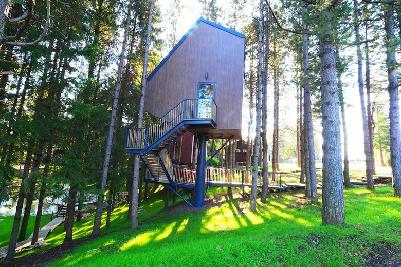 Tree House Close To The National Park Plitvice Lakes