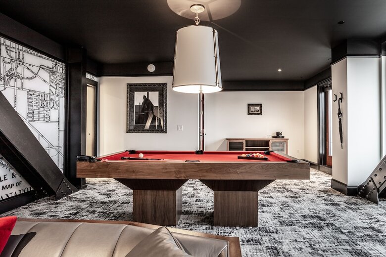 Bottleworks Hotel