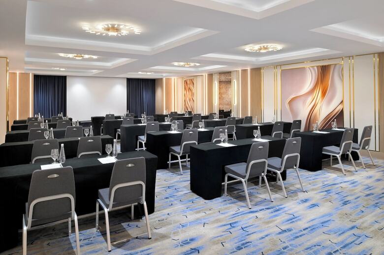 Hotel Crowne Plaza Dubai Jumeirah By Ihg