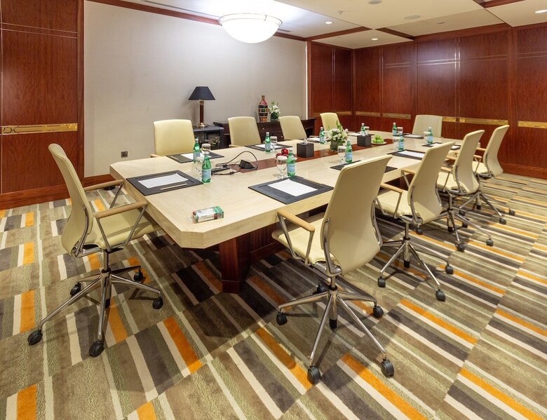Hotel Crowne Plaza Dubai Jumeirah By Ihg