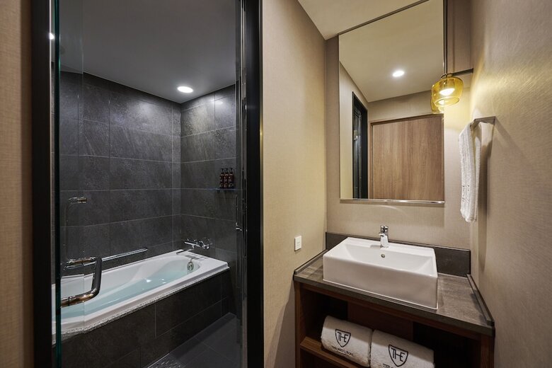 Hotel The Royal Park Canvas Kobe Sannomiya