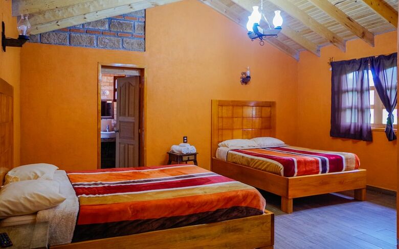 Hotel Caba�as Del Bosque