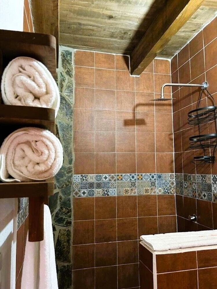 Hotel Caba�as Del Bosque