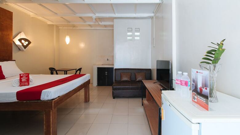 Hotel Reddoorz @ Chipeco Avenue Calamba