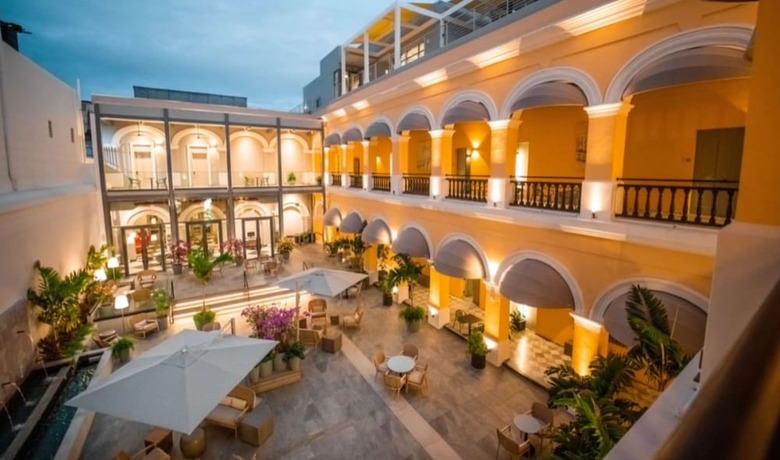 Hotel Palacio Provincial San Juan, Curio Collection By Hilton