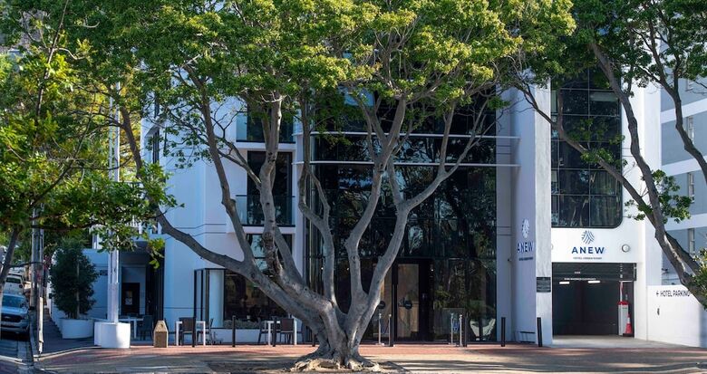 Anew Hotel Green Point