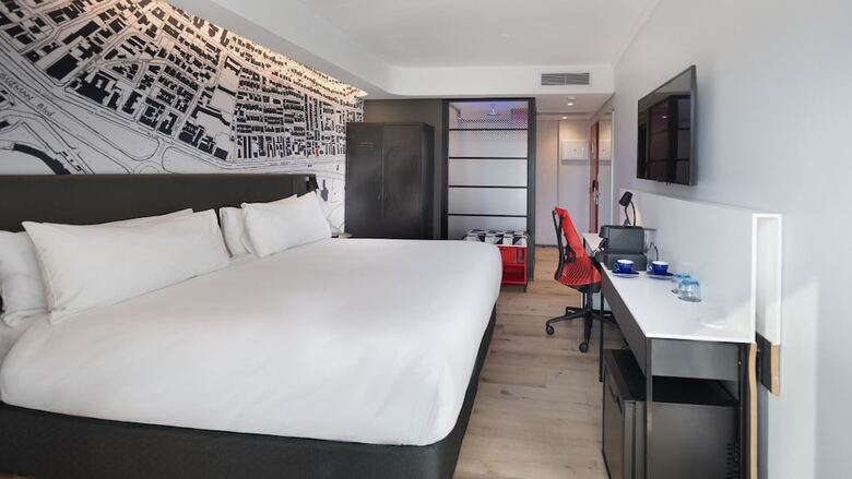 Anew Hotel Green Point