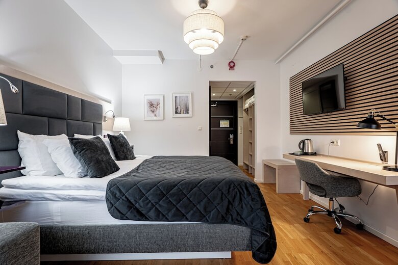 Solna Park & Hotel