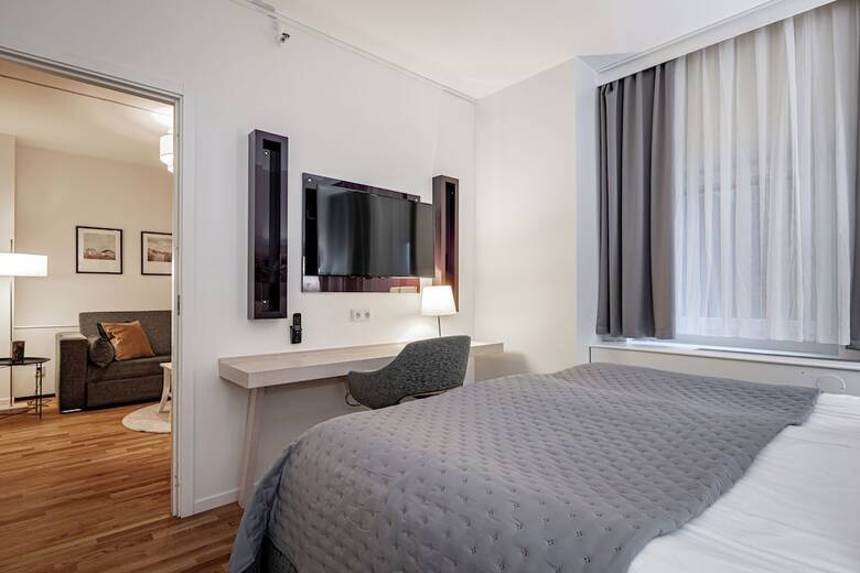 Solna Park & Hotel