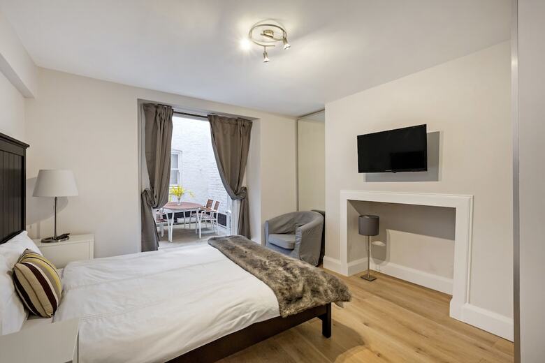 The Sussex Garden Apartment