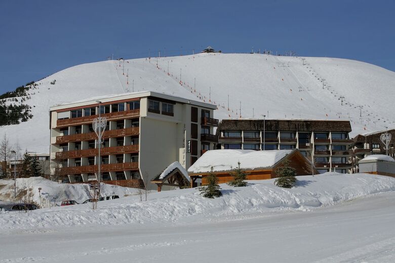 Hotel H�tel Eliova - Le Chaix